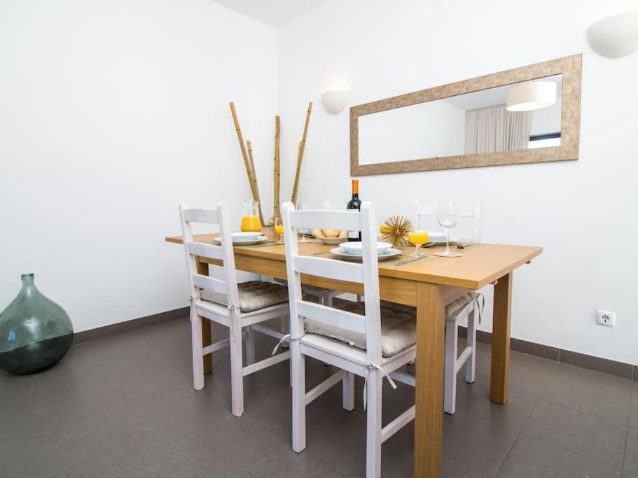 Lake Apartment - Pool And Sea View & Tennis Court & Bbq Pêra Exterior foto